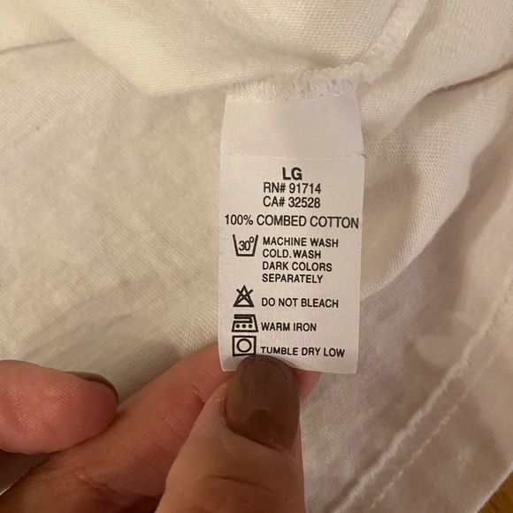 Armani Exchange Large Icon Logo Short-Sleeve Tee Red Material Sown for Letters - Picture 8 of 11